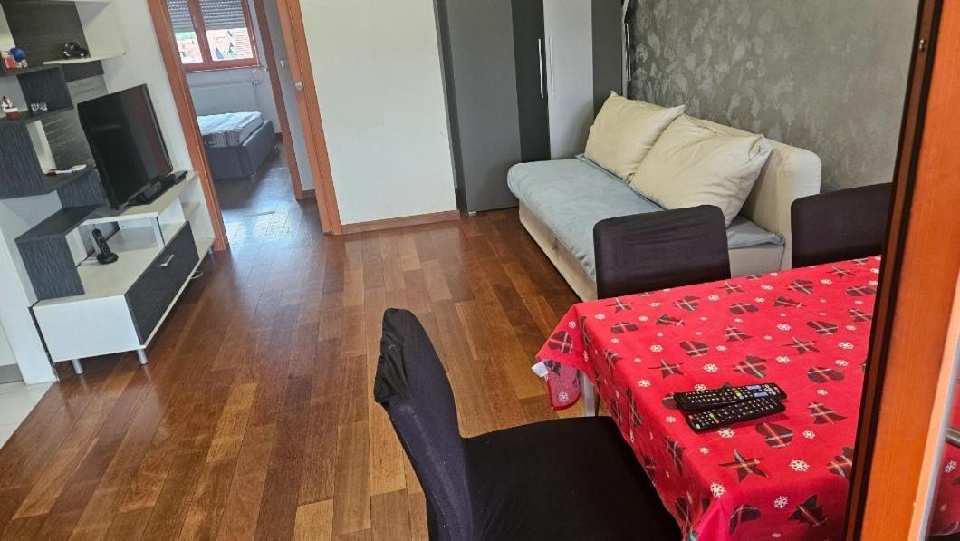 Apartman In Club Apartment Загреб Екстериор снимка